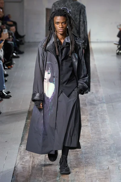 Look 8
